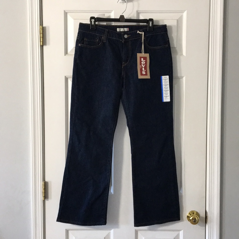 LEVIs women’s boot cut #515, size 12p, NWT